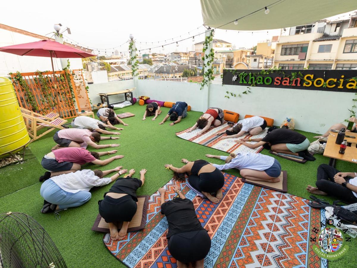 Khao San Social Capsule Hostel Бангкок Экстерьер фото