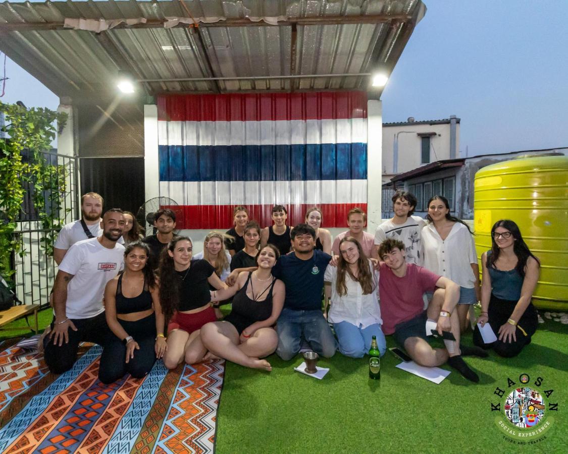 Khao San Social Capsule Hostel Бангкок Экстерьер фото